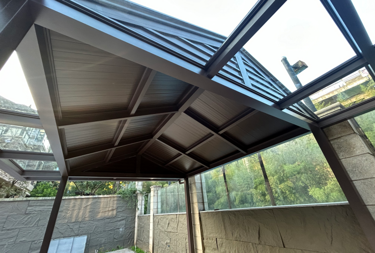 120-inch mortise and tenon sunroom